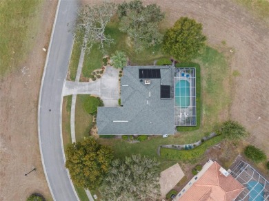 LOCATION IS AN UNDERSTATEMENT!! This 2392 sq. ft. 3 bed, 3 bath on Silverthorn Country Club in Florida - for sale on GolfHomes.com, golf home, golf lot