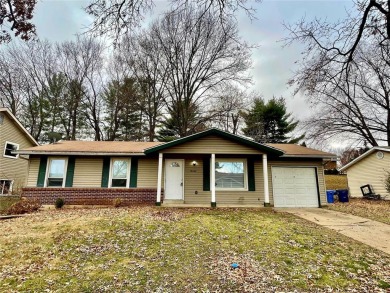 Welcome to this home in this home on a quiet street in the on Eagle Springs Golf Course - Eagle Springs in Missouri - for sale on GolfHomes.com, golf home, golf lot