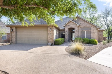 Immaculate custom garden lot home shows pride in ownership on Nutcracker Golf Club in Texas - for sale on GolfHomes.com, golf home, golf lot
