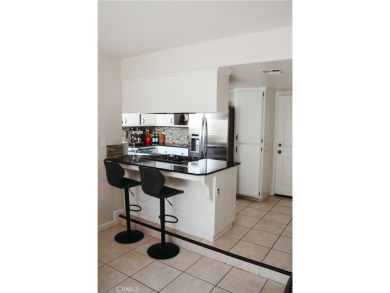 Welcome to your ideal Central Coast home!  This charming 2 on Chalk Mountain Golf Course in California - for sale on GolfHomes.com, golf home, golf lot