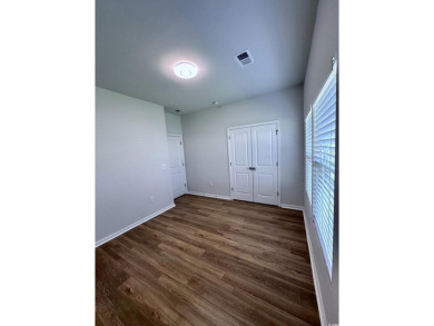 Welcome to this beautiful 3 bedroom 2 full bathroom home in the on Wicked Stick Golf Club in South Carolina - for sale on GolfHomes.com, golf home, golf lot
