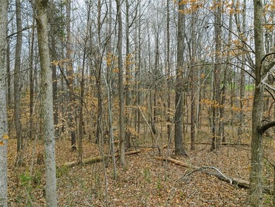 Don't miss this opportunity to build in the sought-after Oak on Oak Valley Golf Club in North Carolina - for sale on GolfHomes.com, golf home, golf lot