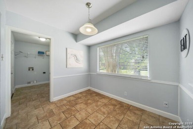 This great 3/2/2 single story home is the perfect starter home on Northern Hills Golf Club in Texas - for sale on GolfHomes.com, golf home, golf lot