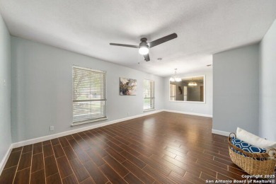 This great 3/2/2 single story home is the perfect starter home on Northern Hills Golf Club in Texas - for sale on GolfHomes.com, golf home, golf lot