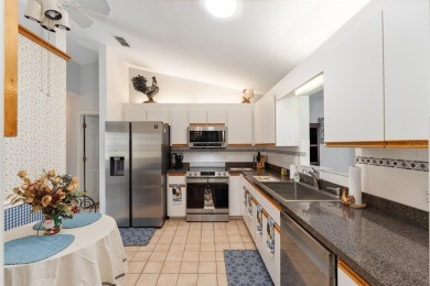 The expanded HOLLY has a split floor plan that includes 3 on Eagle Ridge At Spruce Creek Country Club in Florida - for sale on GolfHomes.com, golf home, golf lot
