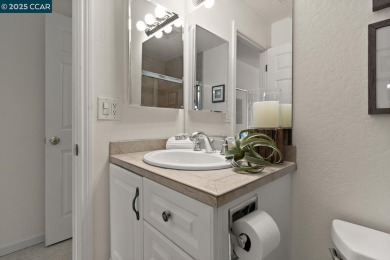 Charming townhouse in vibrant Heather Farms community of Walnut on Diablo Hills Golf Course in California - for sale on GolfHomes.com, golf home, golf lot