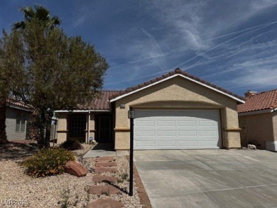 Great 1 story in gated community next to Los Prados Golf Course on Los Prados Golf Course in Nevada - for sale on GolfHomes.com, golf home, golf lot