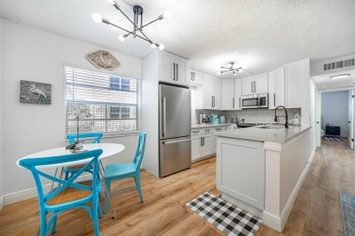 ***Luxurious 1st Floor Condo, in Delray Beach! ***Fully on Kings Point Golf -Flanders Way in Florida - for sale on GolfHomes.com, golf home, golf lot