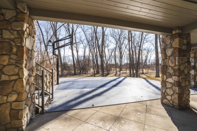 Custom built 5 Bedroom Home located on Dakota Dunes Golf on Dakota Dunes Country Club in South Dakota - for sale on GolfHomes.com, golf home, golf lot