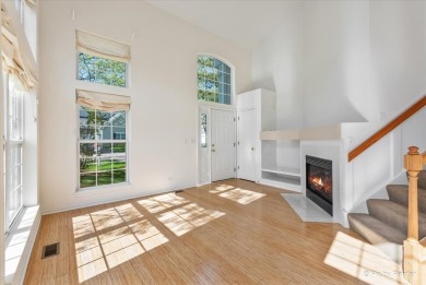 TERRIFIC LOCATION! This END UNIT townhome is located in this on RedTail Golf Club in Illinois - for sale on GolfHomes.com, golf home, golf lot