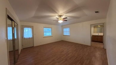 Grab your golf clubs--Scott Schreiner Municipal Golf Course is on Scott Schriener Municipal Golf Course in Texas - for sale on GolfHomes.com, golf home, golf lot