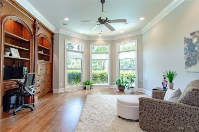Impeccable maintenance, updates, and pride of ownership make on Wynlakes Golf and Country Club in Alabama - for sale on GolfHomes.com, golf home, golf lot