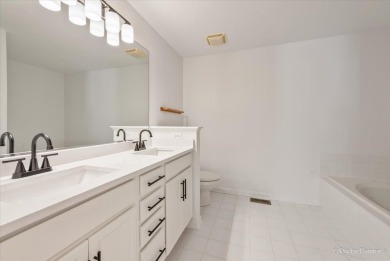 TERRIFIC LOCATION! This END UNIT townhome is located in this on RedTail Golf Club in Illinois - for sale on GolfHomes.com, golf home, golf lot