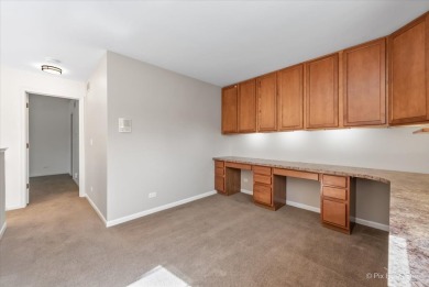 TERRIFIC LOCATION! This END UNIT townhome is located in this on RedTail Golf Club in Illinois - for sale on GolfHomes.com, golf home, golf lot
