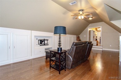 Impeccable maintenance, updates, and pride of ownership make on Wynlakes Golf and Country Club in Alabama - for sale on GolfHomes.com, golf home, golf lot