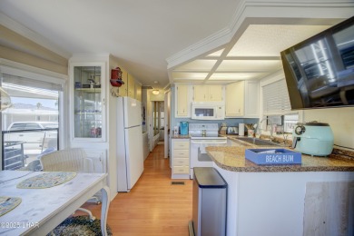 **On Leased Land. Discover a rare & exceptional opportunity on London Bridge Golf Course in Arizona - for sale on GolfHomes.com, golf home, golf lot