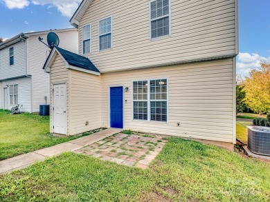 PRIME LOCATION ALERT! This lovely 3 BDRM, 2.5 BATH, *MOVE-IN on Birkdale Golf Club in North Carolina - for sale on GolfHomes.com, golf home, golf lot