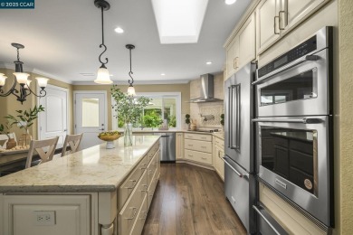 Elegant and spacious, this stunning 2 bedroom 1.5 bath San on Rossmoor Golf Course in California - for sale on GolfHomes.com, golf home, golf lot
