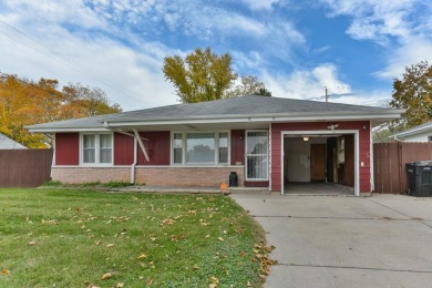 Welcome to your new home! This 3-bedroom, 2-bathroom ranch-style on Tripoli Golf Club in Wisconsin - for sale on GolfHomes.com, golf home, golf lot