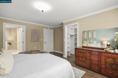 Elegant and spacious, this stunning 2 bedroom 1.5 bath San on Rossmoor Golf Course in California - for sale on GolfHomes.com, golf home, golf lot