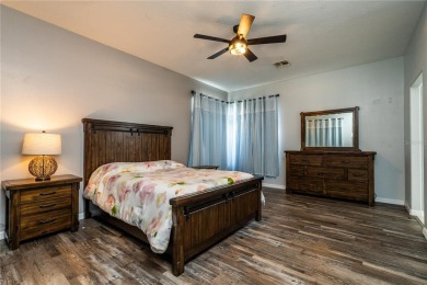 Seller offering $1,500 towards buyer's closing costs and 1-year on Summerglen Country Club in Florida - for sale on GolfHomes.com, golf home, golf lot