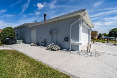 Seller offering $1,500 towards buyer's closing costs and 1-year on Summerglen Country Club in Florida - for sale on GolfHomes.com, golf home, golf lot