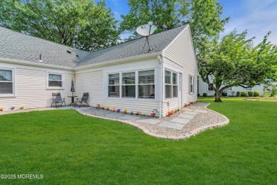 Welcome to Rossmoor, Monroe's premier 55+ community! This on Rossmoor Golf Club in New Jersey - for sale on GolfHomes.com, golf home, golf lot