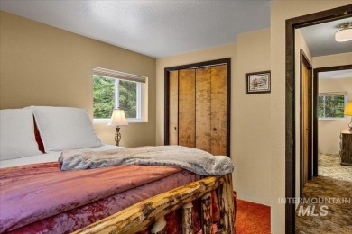 Lifetime memories await! Wooded retreat welcomes you to the on Cascade Golf Course in Idaho - for sale on GolfHomes.com, golf home, golf lot