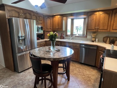 ***72-HOUR CLAUSE***  CONTINUE TO SHOW.  Beautifully designed 4 on Fairfield Golf and Country Club in Iowa - for sale on GolfHomes.com, golf home, golf lot