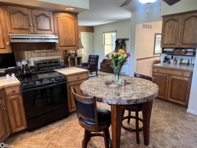 ***72-HOUR CLAUSE***  CONTINUE TO SHOW.  Beautifully designed 4 on Fairfield Golf and Country Club in Iowa - for sale on GolfHomes.com, golf home, golf lot