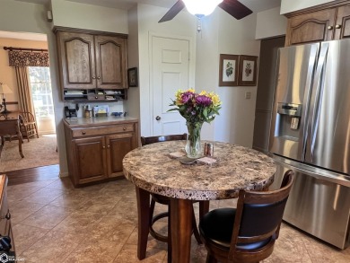 ***72-HOUR CLAUSE***  CONTINUE TO SHOW.  Beautifully designed 4 on Fairfield Golf and Country Club in Iowa - for sale on GolfHomes.com, golf home, golf lot