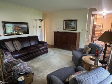 ***72-HOUR CLAUSE***  CONTINUE TO SHOW.  Beautifully designed 4 on Fairfield Golf and Country Club in Iowa - for sale on GolfHomes.com, golf home, golf lot