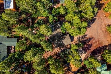 Stunning turnkey-furnished home in Pinetop Lakes with coveted on Pinetop Lakes Country Club in Arizona - for sale on GolfHomes.com, golf home, golf lot