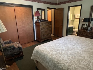 ***72-HOUR CLAUSE***  CONTINUE TO SHOW.  Beautifully designed 4 on Fairfield Golf and Country Club in Iowa - for sale on GolfHomes.com, golf home, golf lot