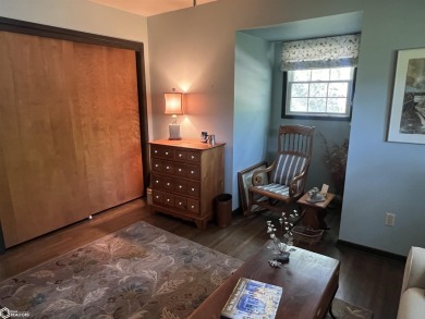 ***72-HOUR CLAUSE***  CONTINUE TO SHOW.  Beautifully designed 4 on Fairfield Golf and Country Club in Iowa - for sale on GolfHomes.com, golf home, golf lot