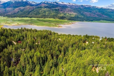 Lifetime memories await! Wooded retreat welcomes you to the on Cascade Golf Course in Idaho - for sale on GolfHomes.com, golf home, golf lot