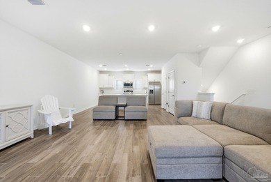 PRICED TO SELL! Come see this PARTIALLY furnished 3 BDRM, 2.5 on Lost Key Golf Club in Florida - for sale on GolfHomes.com, golf home, golf lot