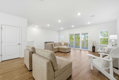 PRICED TO SELL! Come see this PARTIALLY furnished 3 BDRM, 2.5 on Lost Key Golf Club in Florida - for sale on GolfHomes.com, golf home, golf lot