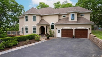 STOP THE CAR! Newly updated home that offers a spectacular lake on Sycamore Creek Golf Club in Missouri - for sale on GolfHomes.com, golf home, golf lot