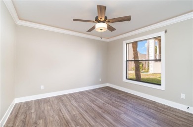 Seller says make a deal!  Best price on end unit in Kelly on Kelly Greens Golf and Country Club in Florida - for sale on GolfHomes.com, golf home, golf lot