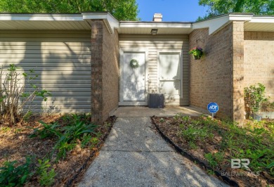 Welcome to your perfect blend of comfort and convenience in the on Lake Forest Yacht and Country Club in Alabama - for sale on GolfHomes.com, golf home, golf lot