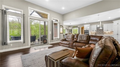 Welcome to this 6-bedroom, 4-full bath home, perfectly on Seasons Ridge At Four Seasons in Missouri - for sale on GolfHomes.com, golf home, golf lot