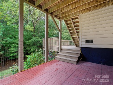 Welcome Home to this beautifully updated 5-bedroom home on a on Tega Cay Golf Club in South Carolina - for sale on GolfHomes.com, golf home, golf lot