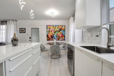 Stunning 2 BR 2 BTH top floor unit at King's Point  very on Kings Point Golf -Flanders Way in Florida - for sale on GolfHomes.com, golf home, golf lot