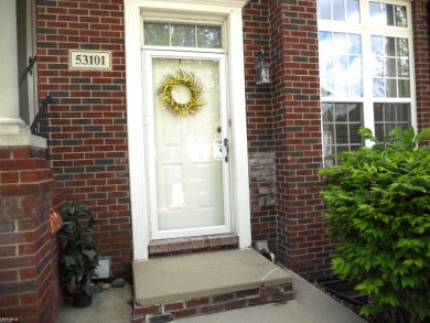BEAUTIFULLY UPGRADED, SPOTLESS TOWNHOUSE CONDO IN CENTRAL SHELBY on Cherry Creek Golf Club in Michigan - for sale on GolfHomes.com, golf home, golf lot