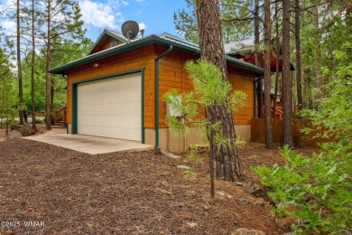 Charming Cabin in Pinetop Lakes. Tucked away on a quiet on Pinetop Lakes Country Club in Arizona - for sale on GolfHomes.com, golf home, golf lot