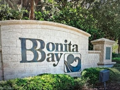 MOTIVATED SELLER!   MOVE IN READY    BEAUTIFULLY FURNISHED! on Bonita Bay West in Florida - for sale on GolfHomes.com, golf home, golf lot