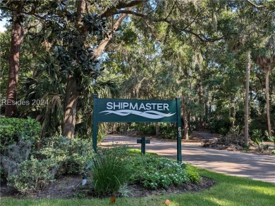 Don't miss this rare chance for a 3BR end unit in Shipmaster on Shipyard Golf Club in South Carolina - for sale on GolfHomes.com, golf home, golf lot