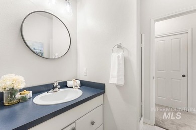 Single-level living along the River Club Golf Course! Set at the on Plantation Country Club in Idaho - for sale on GolfHomes.com, golf home, golf lot