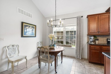 Charming 3BR/2BA Half Duplex in Gated Golf Community - on Ledgestone Country Club and Golf Course in Missouri - for sale on GolfHomes.com, golf home, golf lot